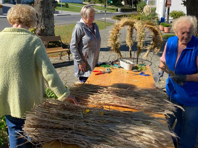 Erntekrone flechten 2021