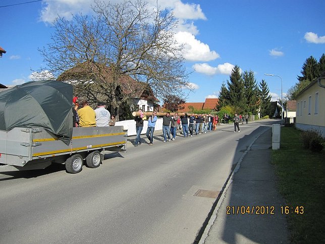 Maibaumaufstellen 21.4.2012