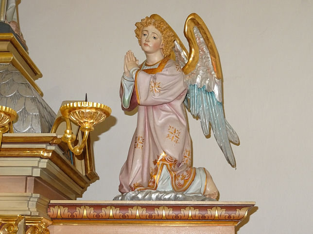 Kirche St. Nikolaus, Altar