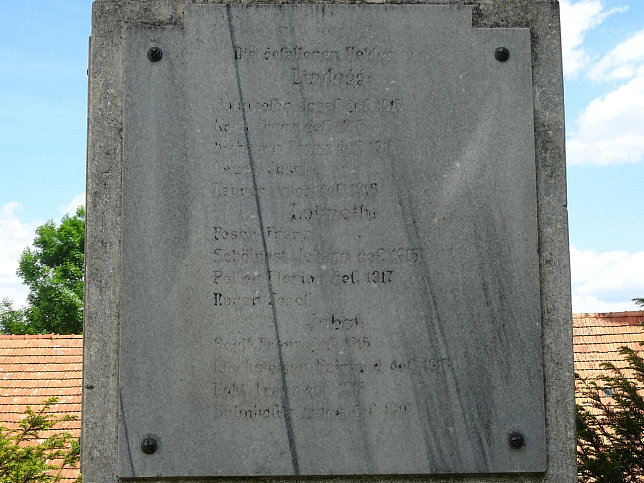 Bad Blumau, Kriegerdenkmal