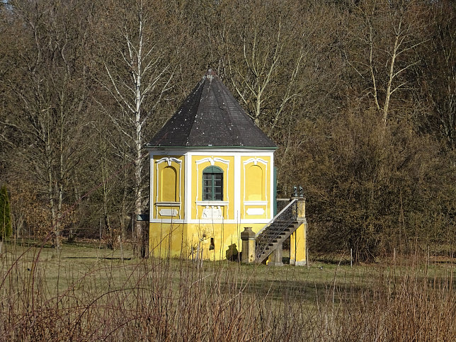 Burgau, Palais Kneissl