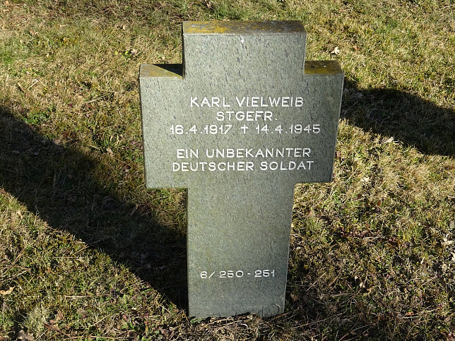 Frstenfeld, Soldatenfriedhof