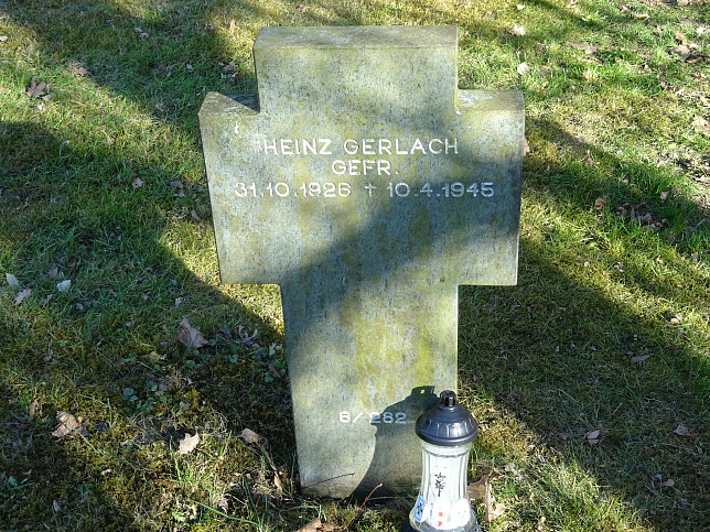 Frstenfeld, Soldatenfriedhof