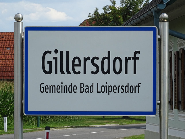 Gillersdorf, Ortstafel