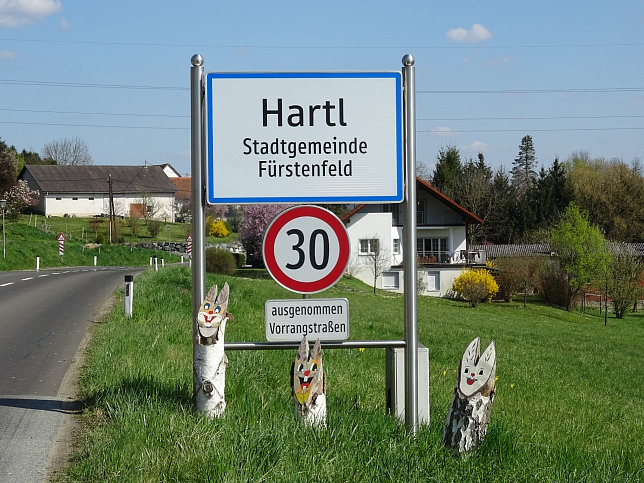 Hartl bei Frstenfeld, Ortstafel