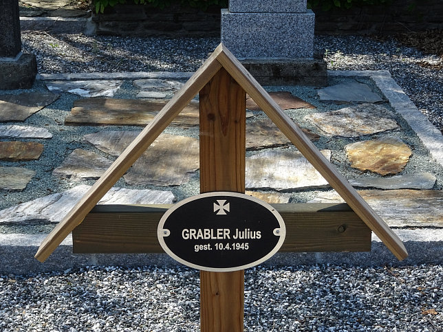 Neudau, Soldaten- und Heldenfriedhof