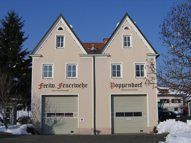 Poppendorf (Steiermark), Feuerwehr und Gemeindeamt
