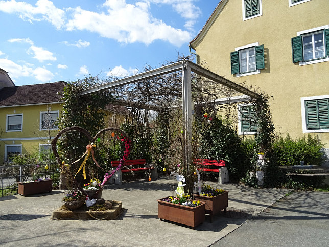 Schau, Ostern