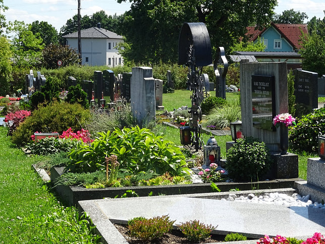 Unterrohr, Friedhof