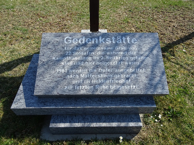 Bocksdorf, Gedenksttte am Friedhof