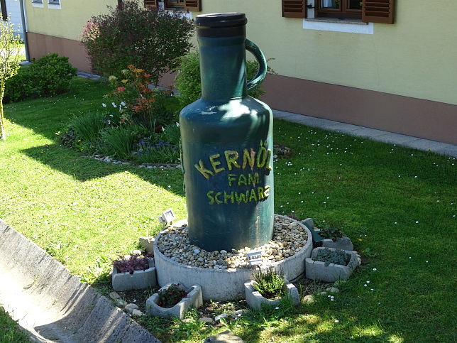 Burgauberg, Kernl Schwarz