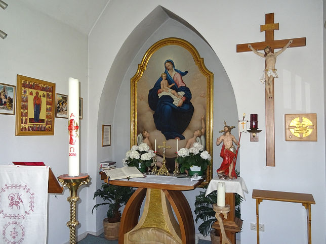 Deutsch Schtzen, Pfarrkirche Mari Namen