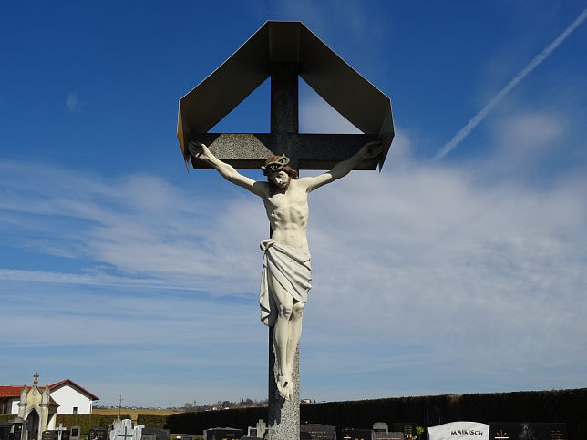 Deutsch Tschantschendorf, Friedhofskreuz