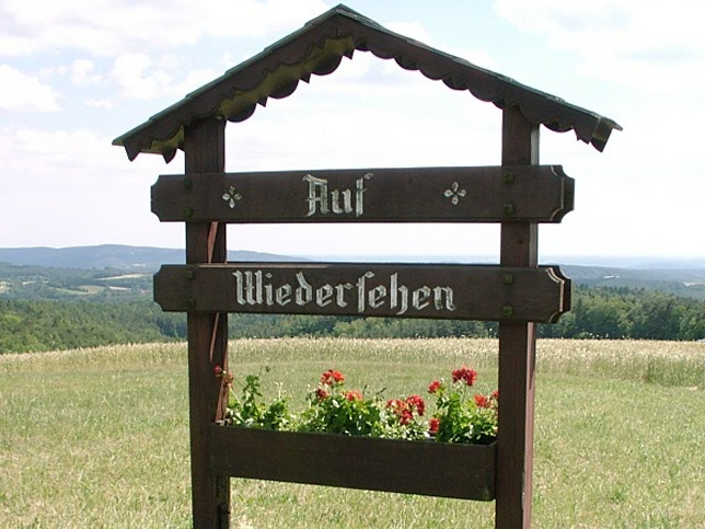 Dreihtten, Auf Wiedersehen