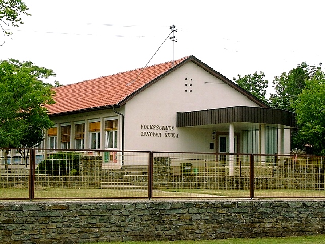 Drnbach, Volksschule