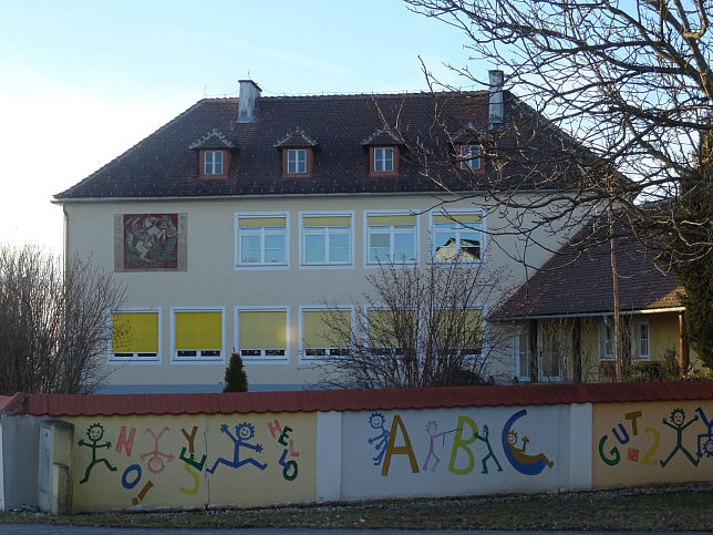 Eltendorf, Volksschule