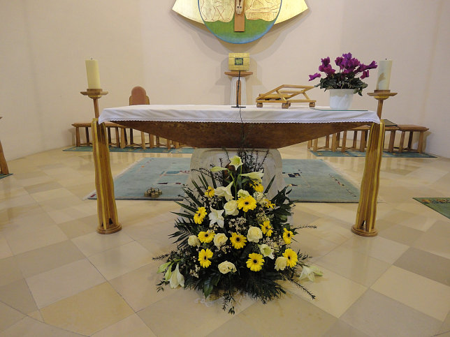 Heiligenkreuz, Pfarrkirche