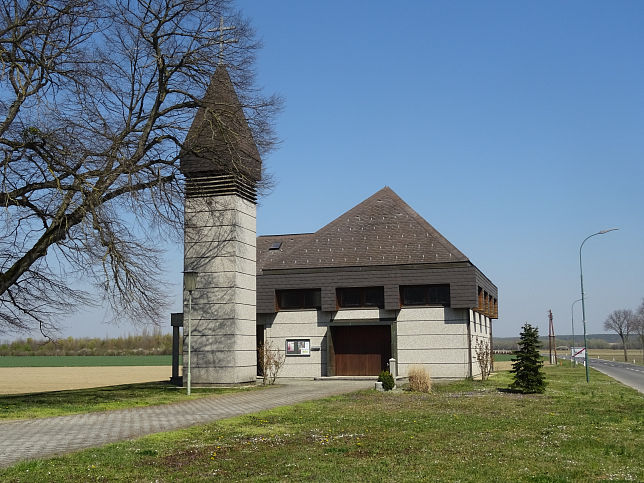 Hll, Kirche