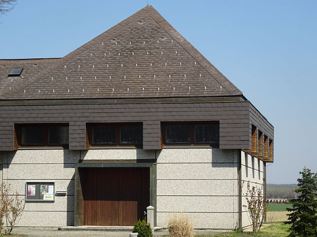 Hll, Kirche