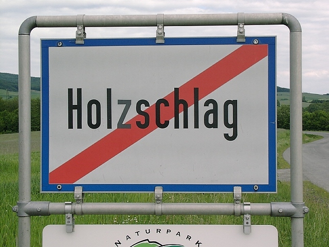 Holzschlag, Ortstafel