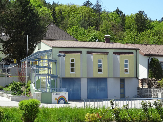 Jabing, Kindergarten