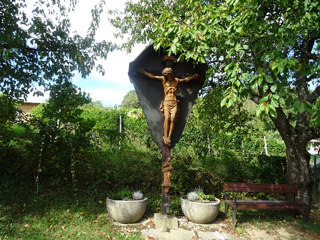 Jennersdorf, Kreuz