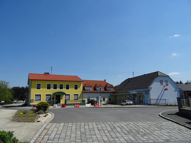Kemeten, Gasthaus am Dorfbrunnen
