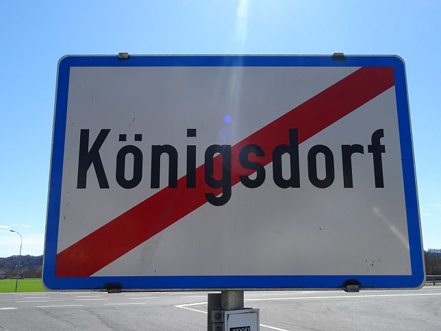 Königsdorf, Ortstafel