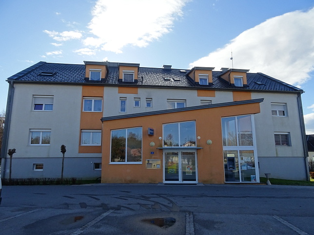 Litzelsdorf, Rathaus und Polizei
