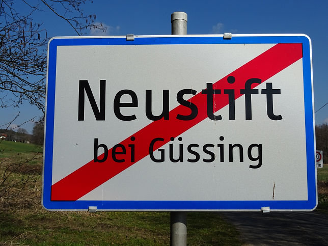 Neustift bei Gssing, Ortstafel
