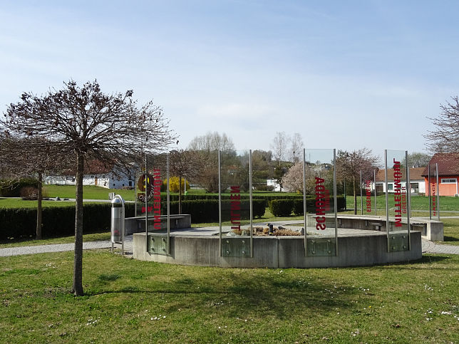 Olbendorf, Dorfplatz