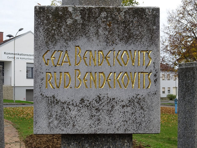 Spitzzicken, Kriegerdenkmal