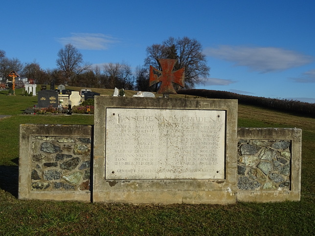 St. Michael, Kriegerdenkmal Friedhof
