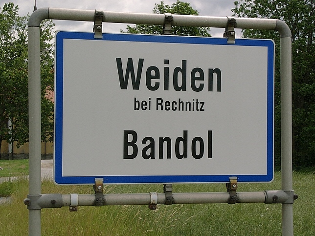 Weiden bei Rechnitz, Ortstafel