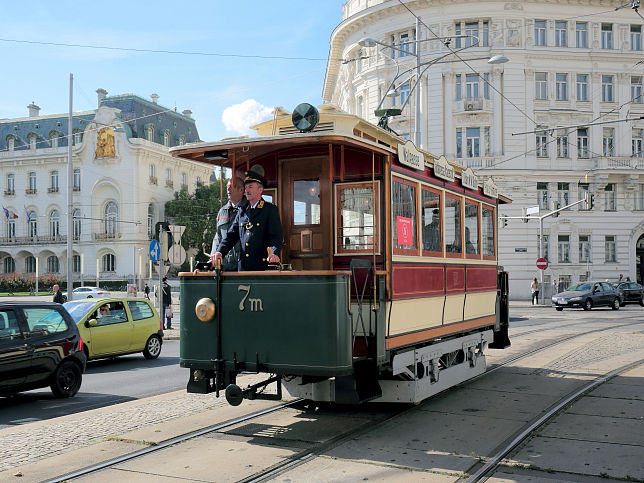 Triebwagen Type A für die erste Wiener „elektrische“ Straßenbahn (1896)