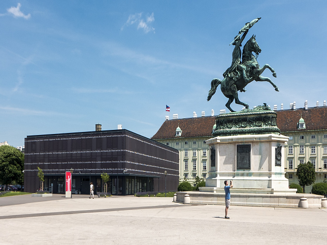 Heldenplatz