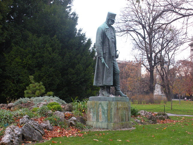 Kaiser Franz Joseph I. Denkmal im Burggarten