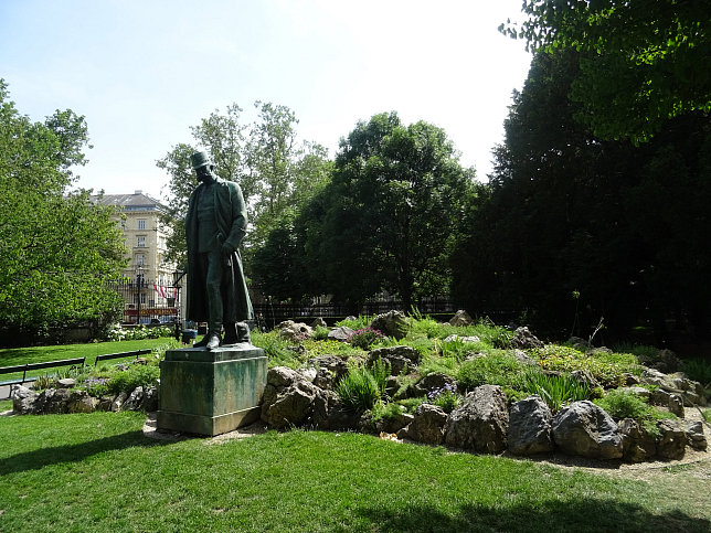 Kaiser Franz Joseph I. Denkmal im Burggarten