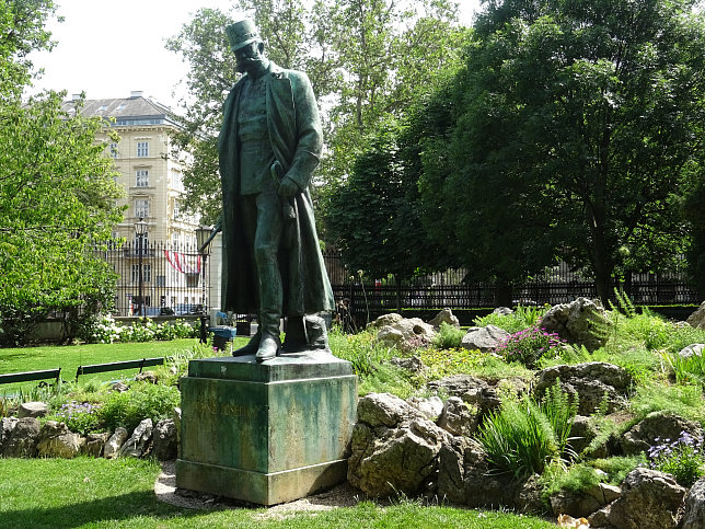 Kaiser Franz Joseph I. Denkmal im Burggarten