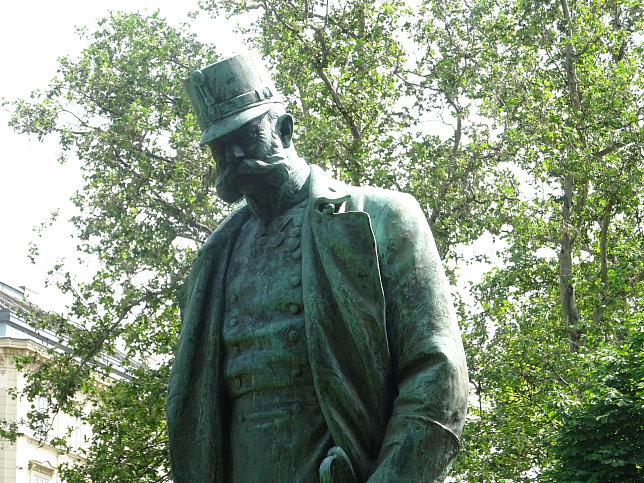 Kaiser Franz Joseph I. Denkmal im Burggarten