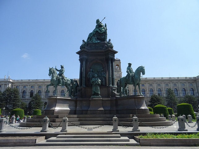 Maria-Theresien-Denkmal