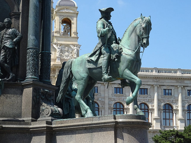 Maria-Theresien-Denkmal