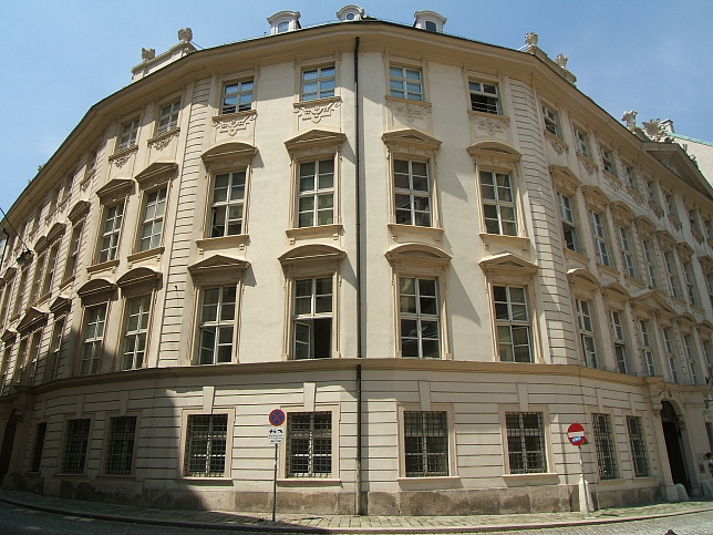 Palais Dietrichstein (Minoritenplatz)