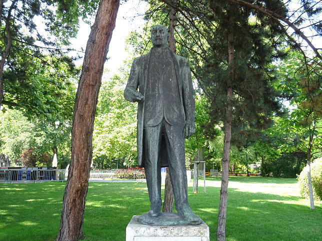 Karl-Seitz-Denkmal