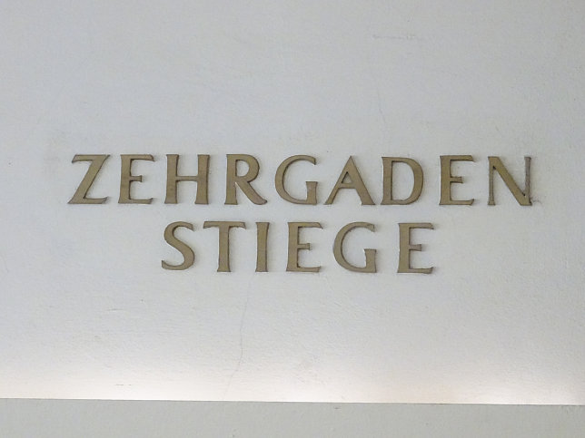 Schweizerhof, Zehrgadenstiege