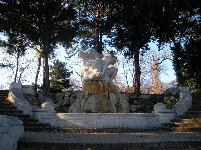 Befreiung-der-Quelle-Brunnen