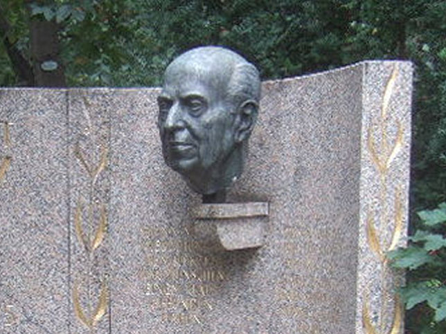 Robert Stolz Denkmal im Stadtpark