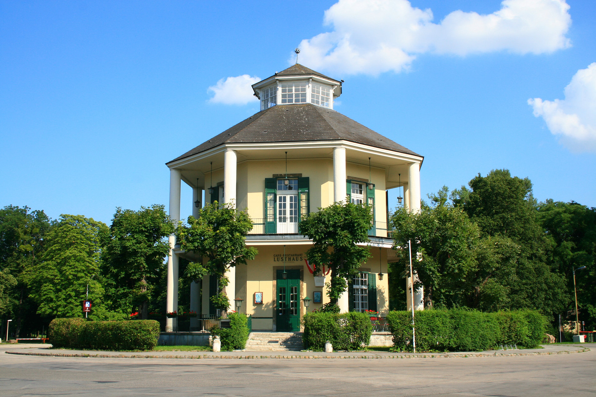 The lusthaus is a historic building in prater park in the leopoldstadt dist...