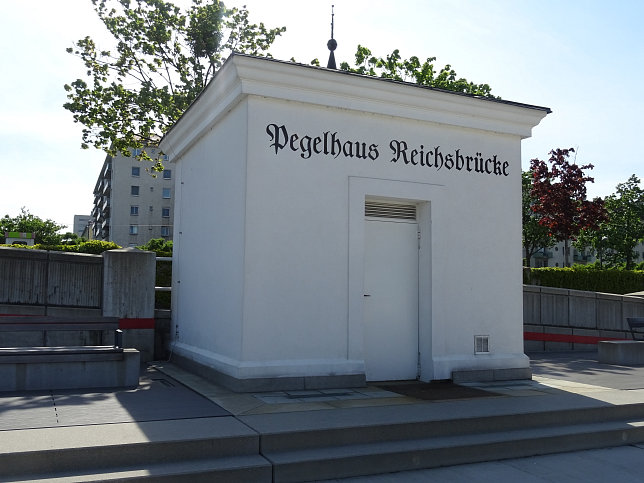 Pegelhaus Reichsbrücke