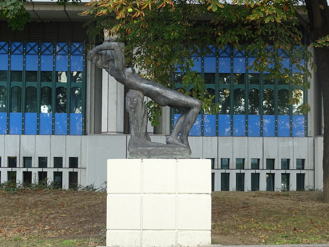 Anton Hanak, Weibliche Aktfigur